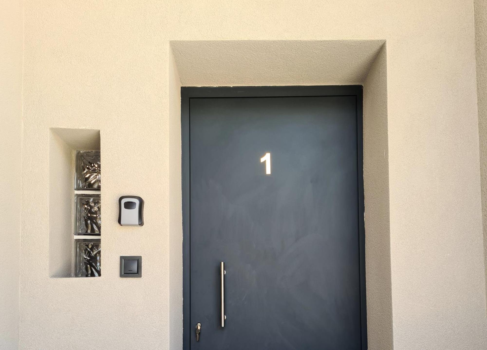 Agnanti-Apartments B Nikiti  Exterior photo
